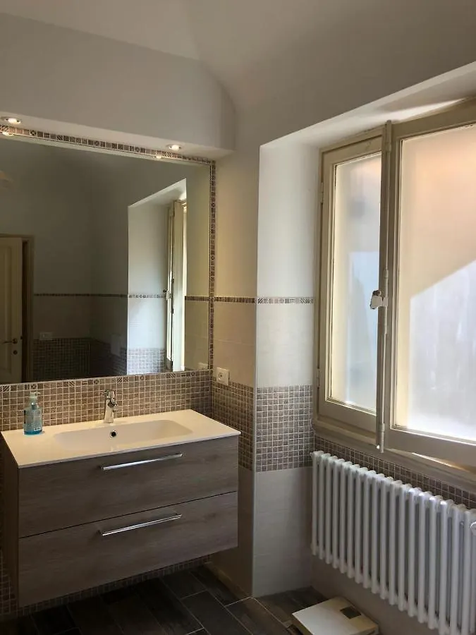 Lungarno Vespucci Charming Apartment Florencja Włochy