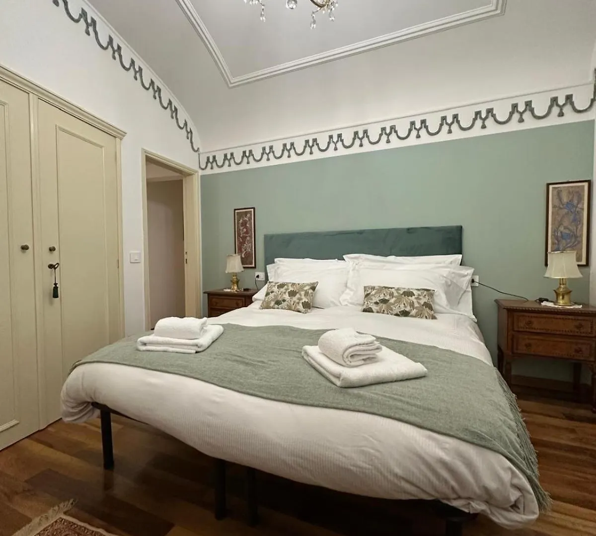 Lungarno Vespucci Charming Apartment Florencja