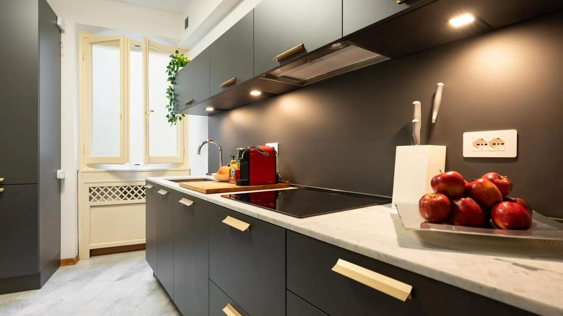 Lungarno Vespucci Charming Apartment Флоренция Италия