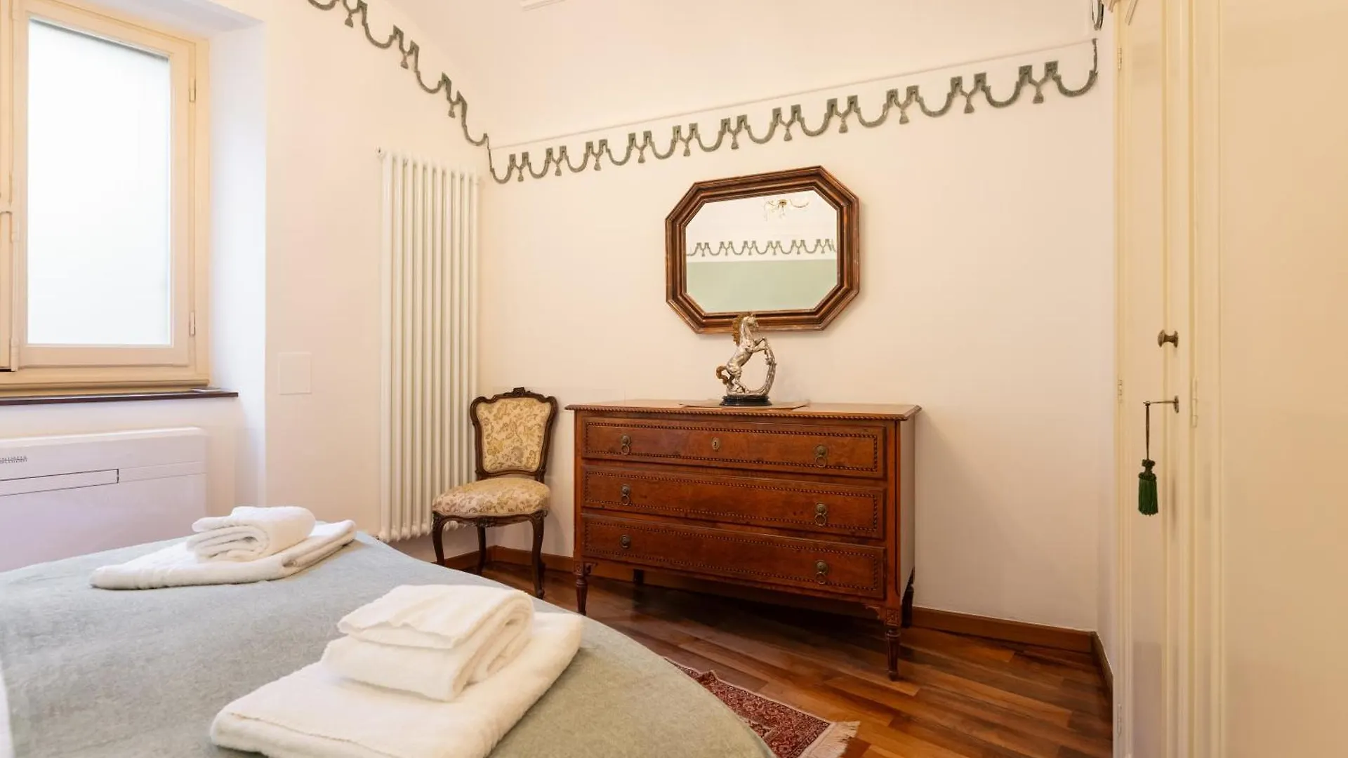 Lungarno Vespucci Charming Apartment Флоренция