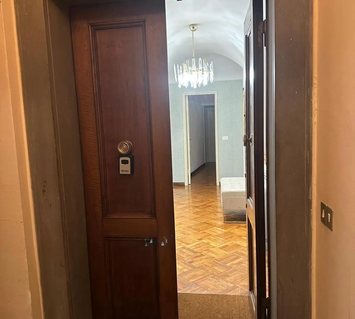 Lungarno Vespucci Charming Apartment فلورنس